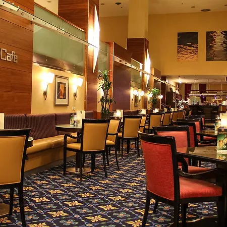Hotel Courtyard By Marriott Airport 4*