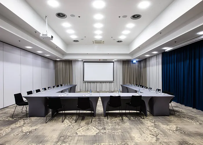 Hotel Courtyard By Marriott Airport 4*