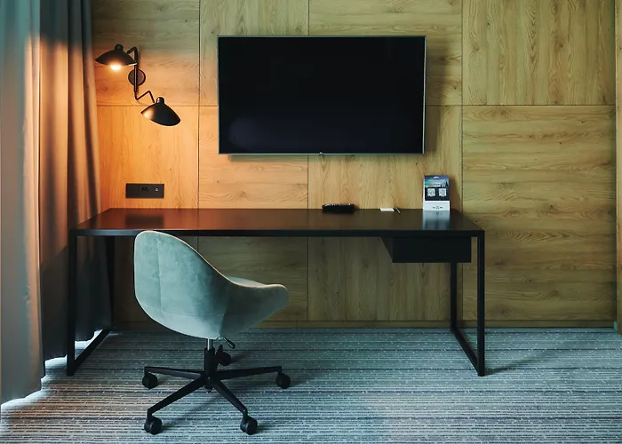 Courtyard By Marriott Airport 4* Warszawa