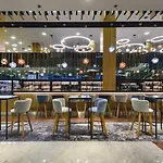 Hotel Courtyard By Marriott Airport 4*
