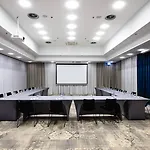 Hotel Courtyard By Marriott Airport 4*