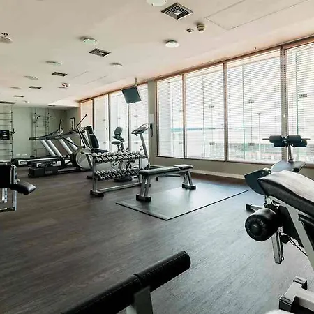 Ξενοδοχείο Courtyard By Marriott Airport