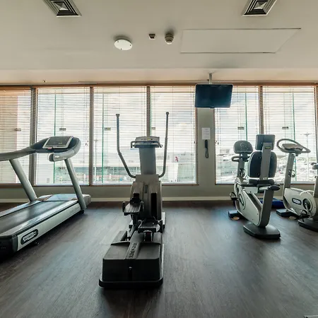 Courtyard By Marriott Airport 4*