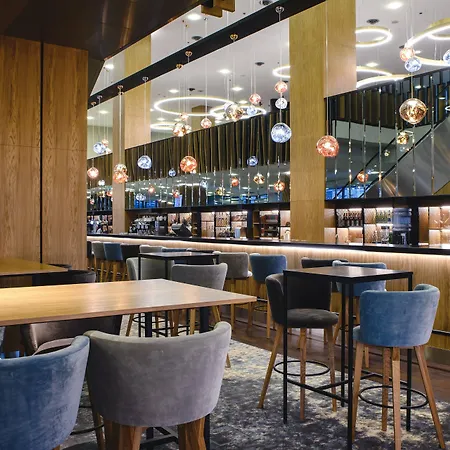 Hotel Courtyard By Marriott Airport Warszawa