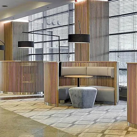 Courtyard By Marriott Airport Warschau