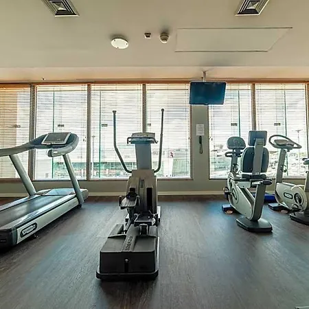 Courtyard By Marriott Airport 4* Warschau