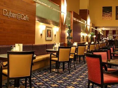 Отель Courtyard By Marriott Airport 4*