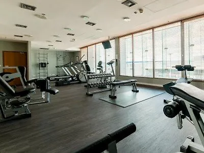 Отель Courtyard By Marriott Airport