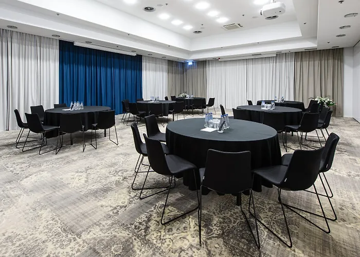 Hotel Courtyard By Marriott Airport Varsavia